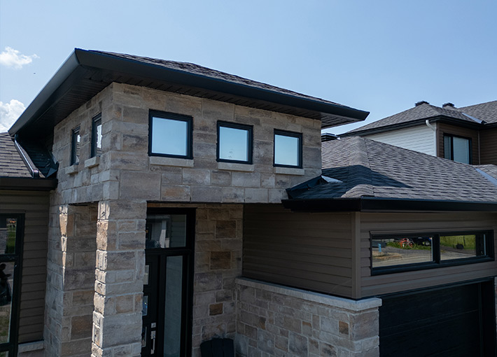 Services de gouttières à Hull.